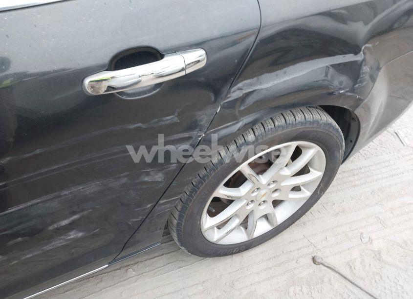 Photo 6 of 2011 Chevrolet Malibu LTZ (VIN 1G1ZE5E13BF285132)