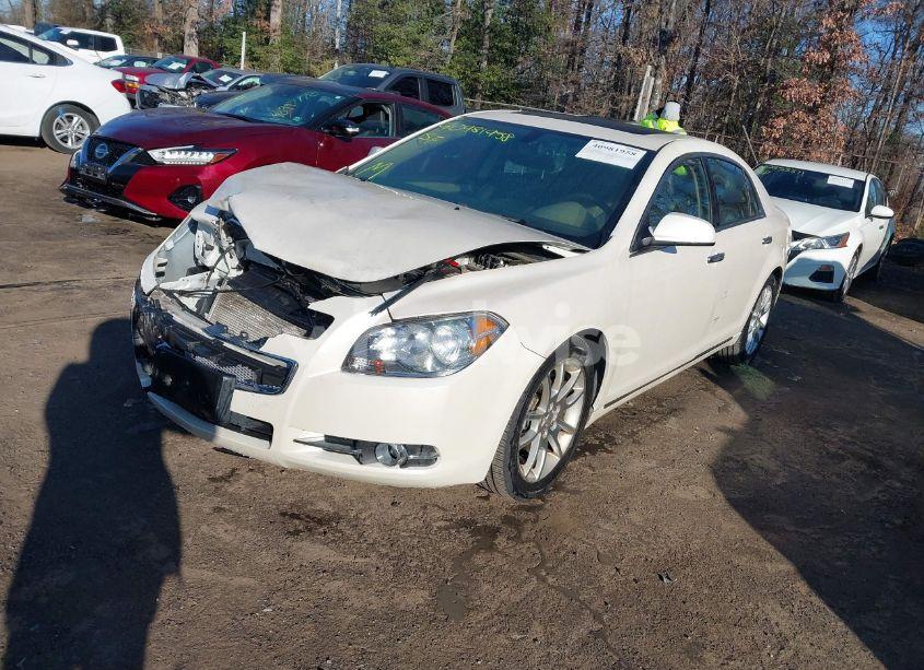 Photo 2 of 2011 Chevrolet Malibu LTZ (VIN 1G1ZE5E13BF364851)