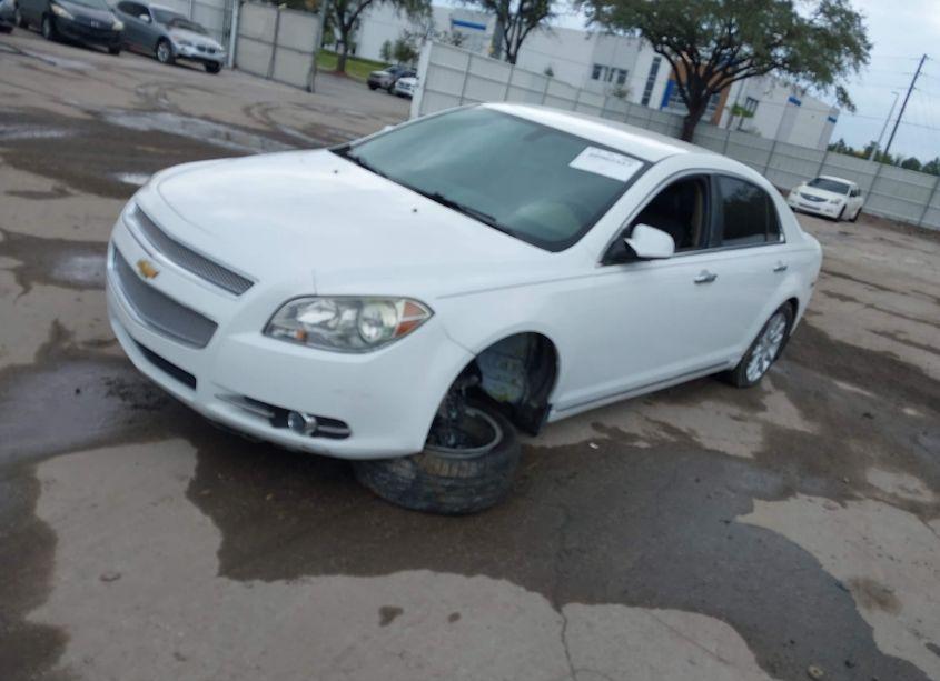 Photo 2 of 2011 Chevrolet Malibu LTZ (VIN 1G1ZE5E17BF328757)
