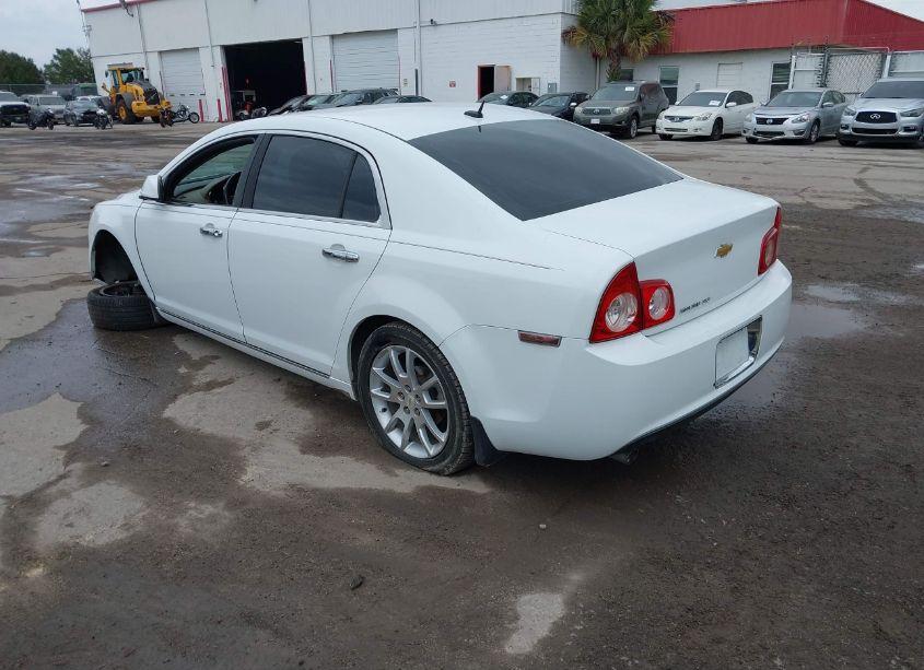 Photo 3 of 2011 Chevrolet Malibu LTZ (VIN 1G1ZE5E17BF328757)