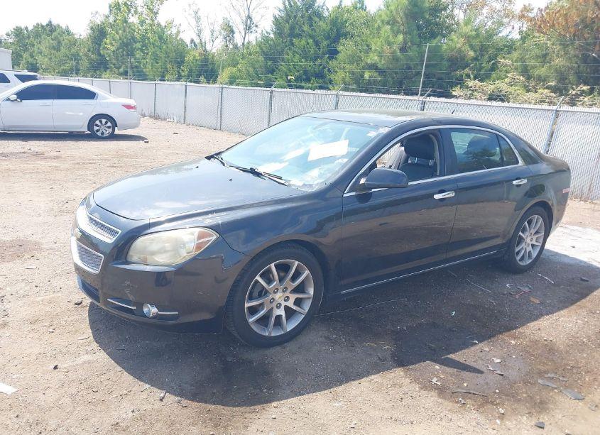 Photo 2 of 2011 Chevrolet Malibu LTZ (VIN 1G1ZE5E18BF263627)