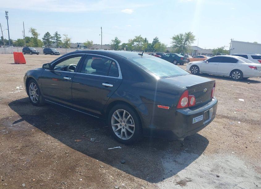 Photo 3 of 2011 Chevrolet Malibu LTZ (VIN 1G1ZE5E18BF263627)