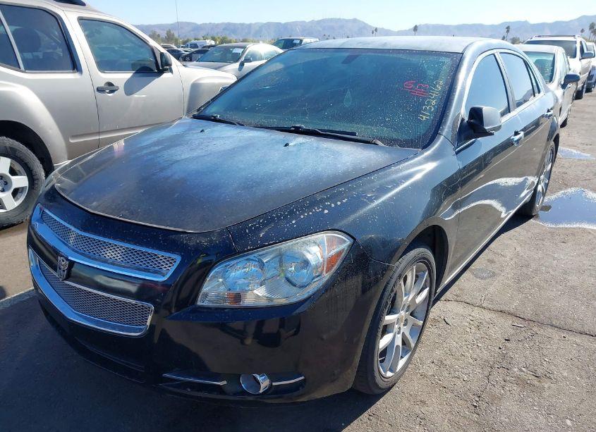Photo 2 of 2011 Chevrolet Malibu LTZ (VIN 1G1ZE5E18BF381385)