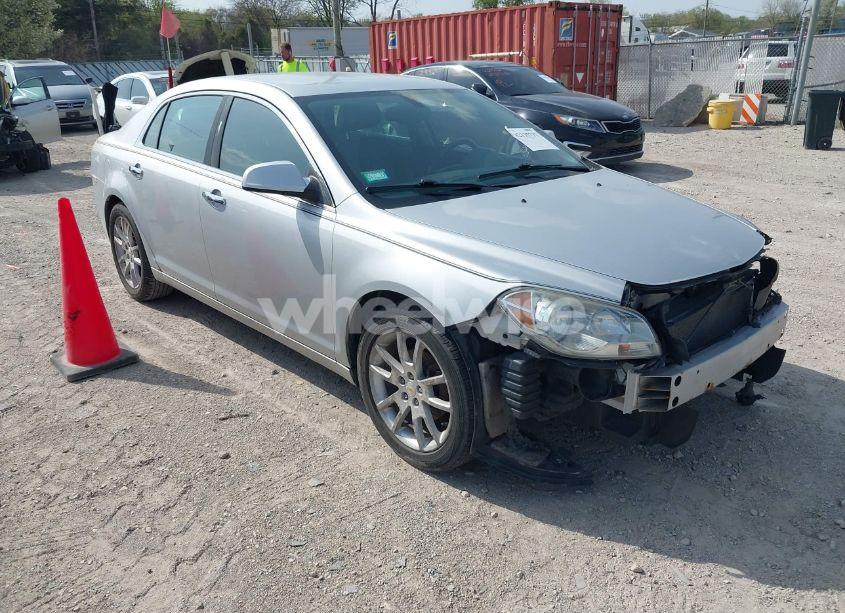 2011 Chevrolet Malibu LTZ (VIN 1G1ZE5E18BF384335) main photo