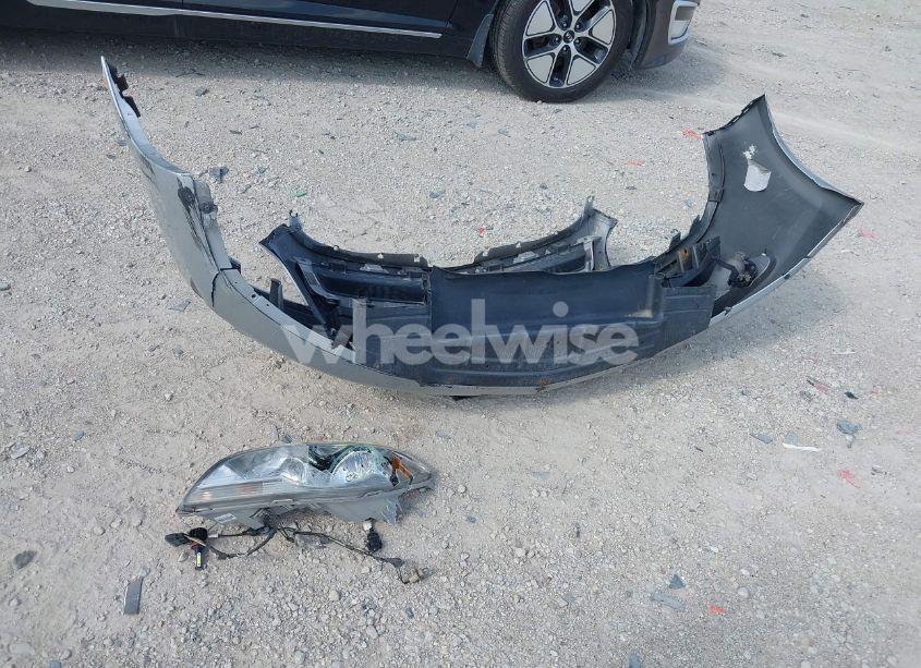 Photo 12 of 2011 Chevrolet Malibu LTZ (VIN 1G1ZE5E18BF384335)