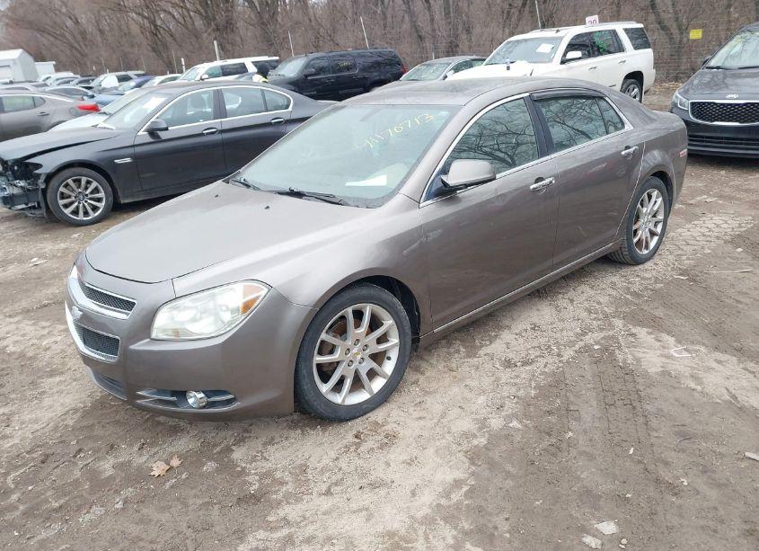 Photo 2 of 2011 Chevrolet Malibu LTZ (VIN 1G1ZE5E1XBF163383)