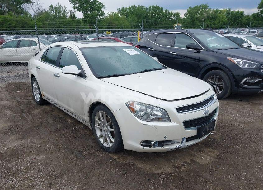 2011 Chevrolet Malibu LTZ (VIN 1G1ZE5E70BF108090) main photo