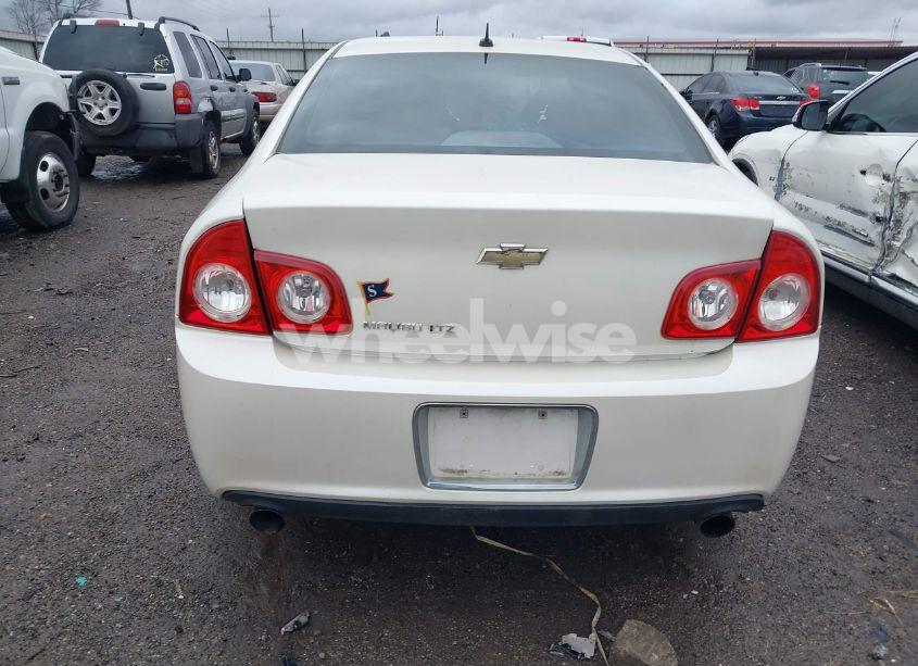Photo 16 of 2010 Chevrolet Malibu LTZ (VIN 1G1ZE5E71AF325050)