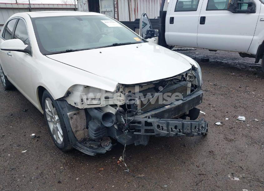 Photo 6 of 2010 Chevrolet Malibu LTZ (VIN 1G1ZE5E71AF325050)