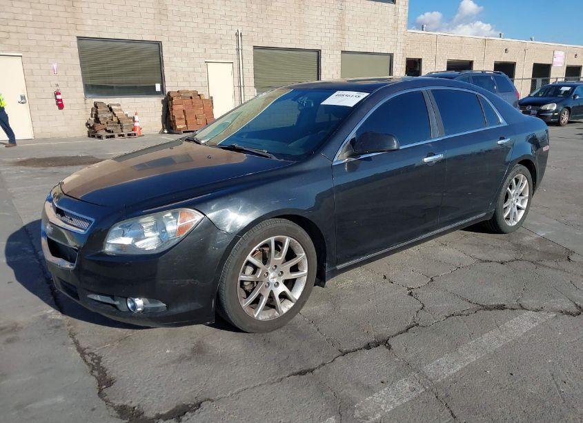 Photo 2 of 2011 Chevrolet Malibu LTZ (VIN 1G1ZE5E71BF116697)
