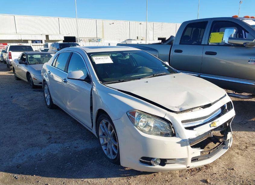 2011 Chevrolet Malibu LTZ (VIN 1G1ZE5E71BF391356) main photo