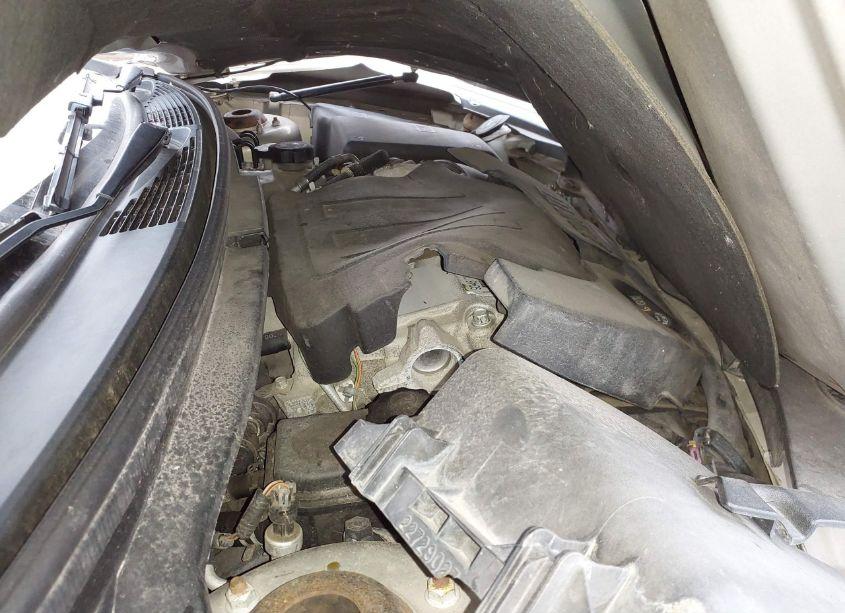 Photo 10 of 2010 Chevrolet Malibu LTZ (VIN 1G1ZE5E72AF153563)