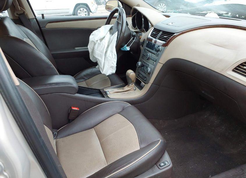 Photo 5 of 2010 Chevrolet Malibu LTZ (VIN 1G1ZE5E72AF153563)