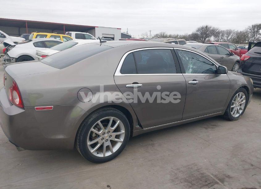 Photo 13 of 2010 Chevrolet Malibu LTZ (VIN 1G1ZE5E72AF205256)