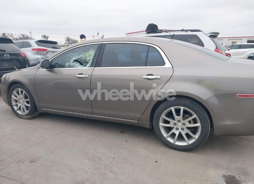 Photo 14 of 2010 Chevrolet Malibu LTZ (VIN 1G1ZE5E72AF205256)