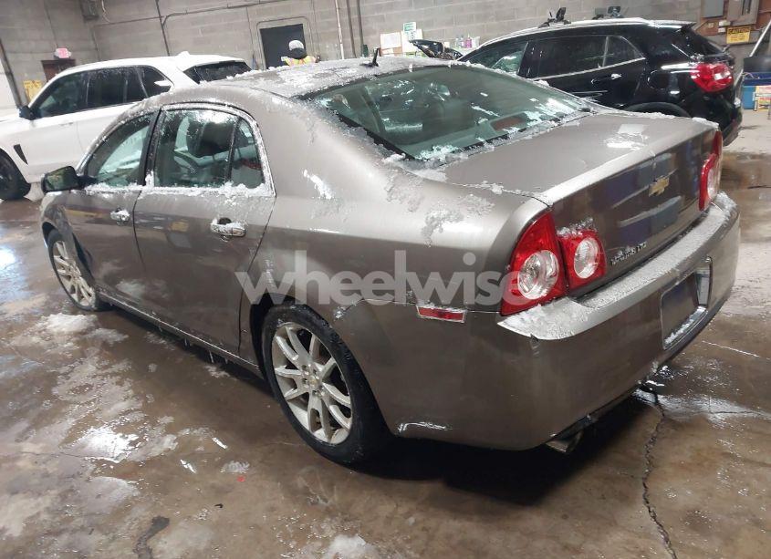 Photo 3 of 2010 Chevrolet Malibu LTZ (VIN 1G1ZE5E72AF260306)