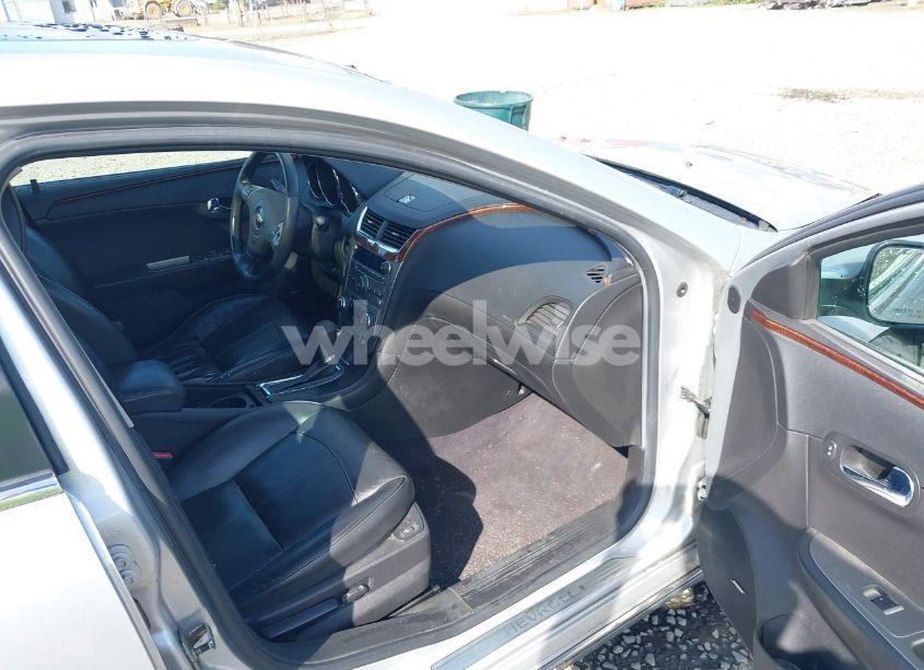 Photo 5 of 2011 Chevrolet Malibu LTZ (VIN 1G1ZE5E72BF107281)