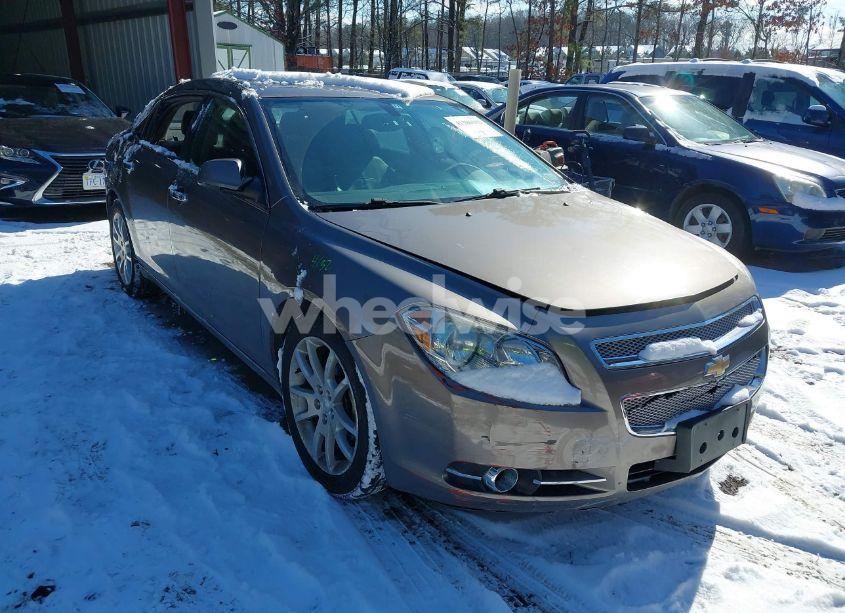 2010 Chevrolet Malibu LTZ (VIN 1G1ZE5E75AF222780) main photo