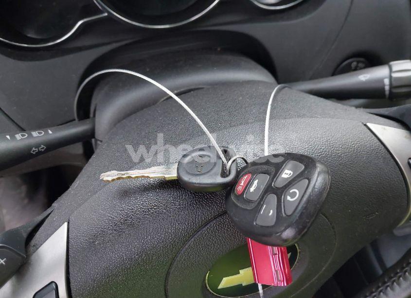 Photo 11 of 2010 Chevrolet Malibu LTZ (VIN 1G1ZE5E76AF217930)