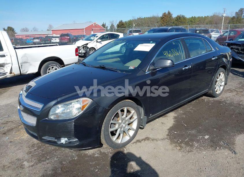Photo 2 of 2010 Chevrolet Malibu LTZ (VIN 1G1ZE5E78AF101144)