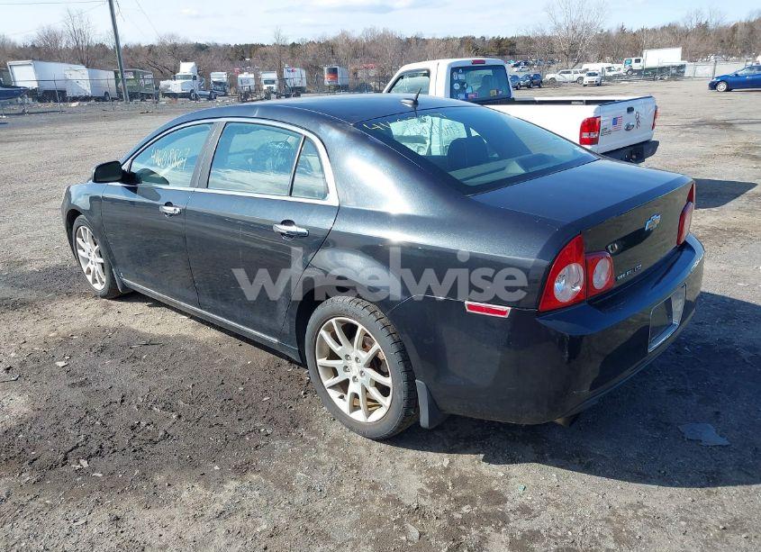 Photo 3 of 2010 Chevrolet Malibu LTZ (VIN 1G1ZE5E78AF101144)
