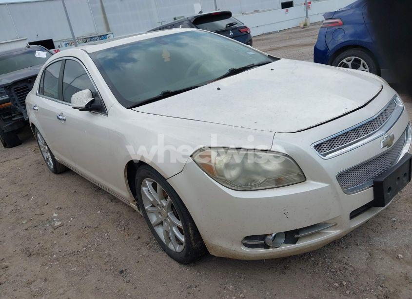 2011 Chevrolet Malibu LTZ (VIN 1G1ZE5E78BF302026) main photo