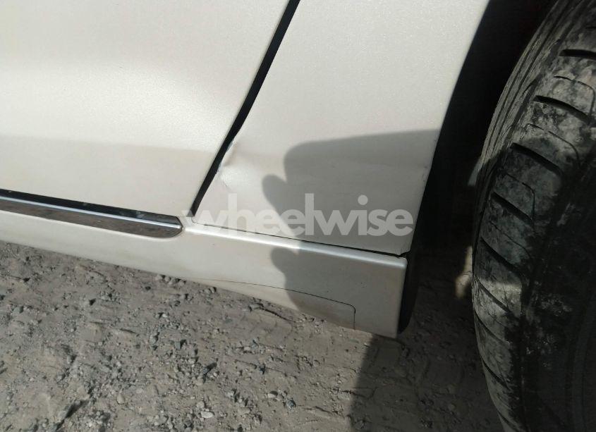 Photo 13 of 2010 Chevrolet Malibu LTZ (VIN 1G1ZE5E7XAF103607)