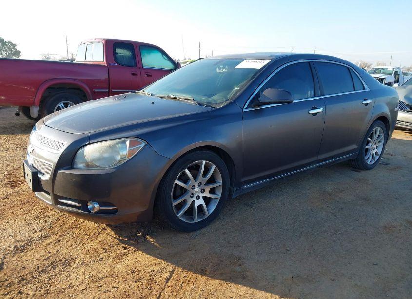 Photo 2 of 2010 Chevrolet Malibu LTZ (VIN 1G1ZE5EB0A4149026)