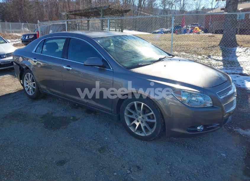 2010 Chevrolet Malibu LTZ (VIN 1G1ZE5EB6AF299517) main photo