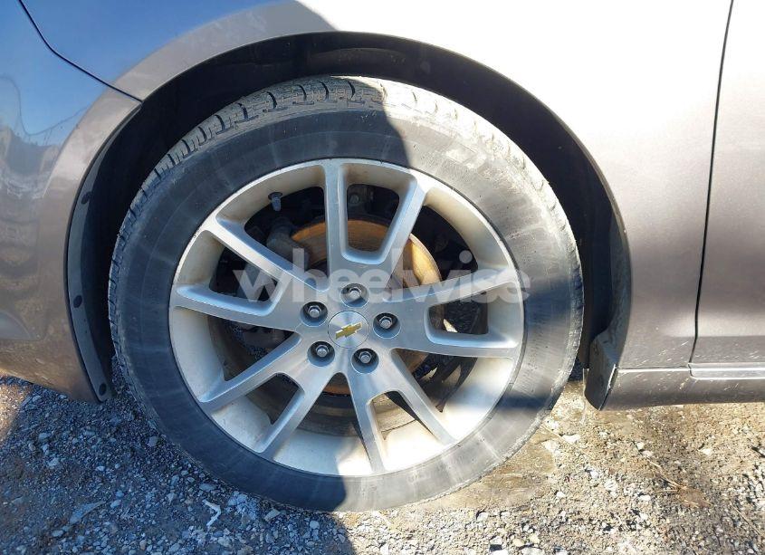 Photo 12 of 2010 Chevrolet Malibu LTZ (VIN 1G1ZE5EB6AF299517)