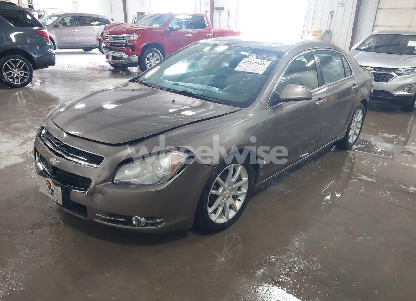 Photo 2 of 2010 Chevrolet Malibu LTZ (VIN 1G1ZE5EB9AF295445)