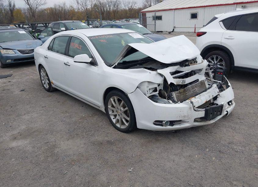 2011 Chevrolet Malibu LTZ (VIN 1G1ZE5EU2BF105438) main photo