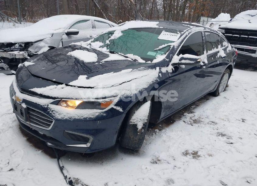 Photo 2 of 2016 Chevrolet Malibu 1LT (VIN 1G1ZE5ST0GF183221)