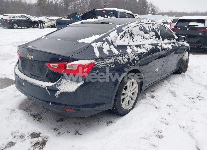 Photo 4 of 2016 Chevrolet Malibu 1LT (VIN 1G1ZE5ST0GF183221)