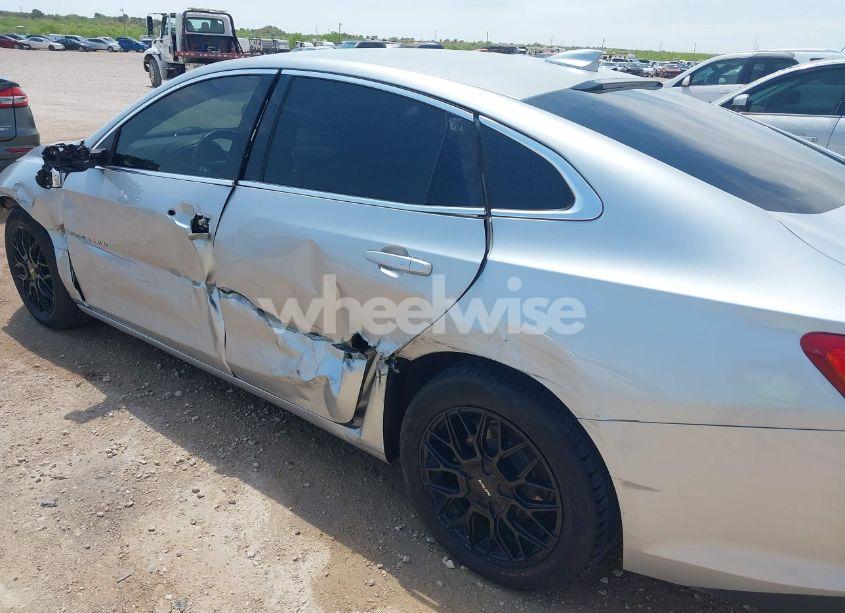 Photo 20 of 2016 Chevrolet Malibu 1LT (VIN 1G1ZE5ST0GF185177)