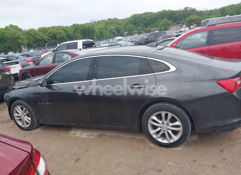 Photo 15 of 2016 Chevrolet Malibu 1LT (VIN 1G1ZE5ST0GF186345)