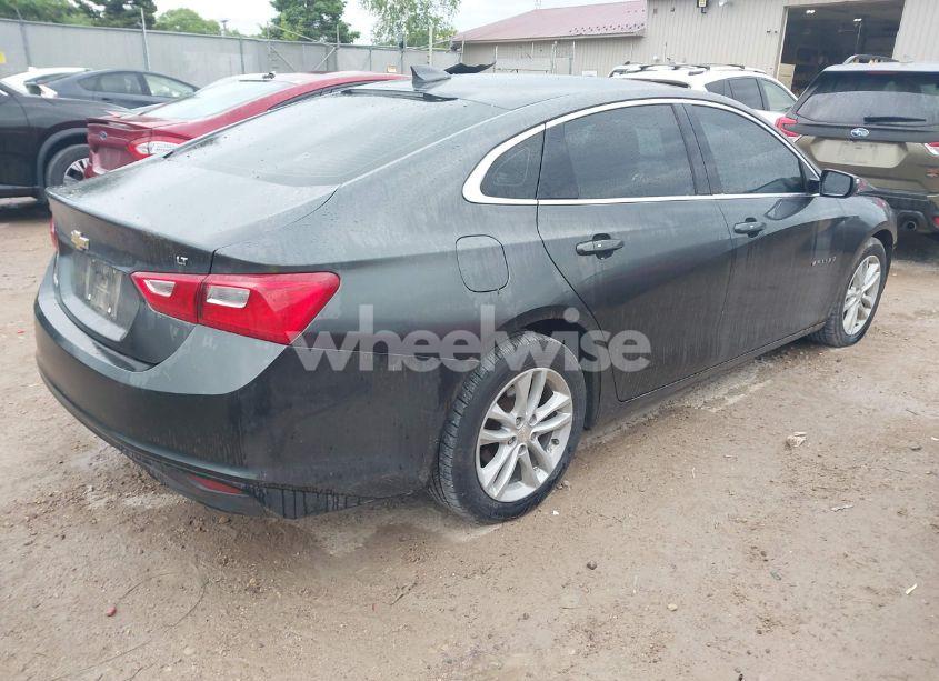 Photo 4 of 2016 Chevrolet Malibu 1LT (VIN 1G1ZE5ST0GF186345)