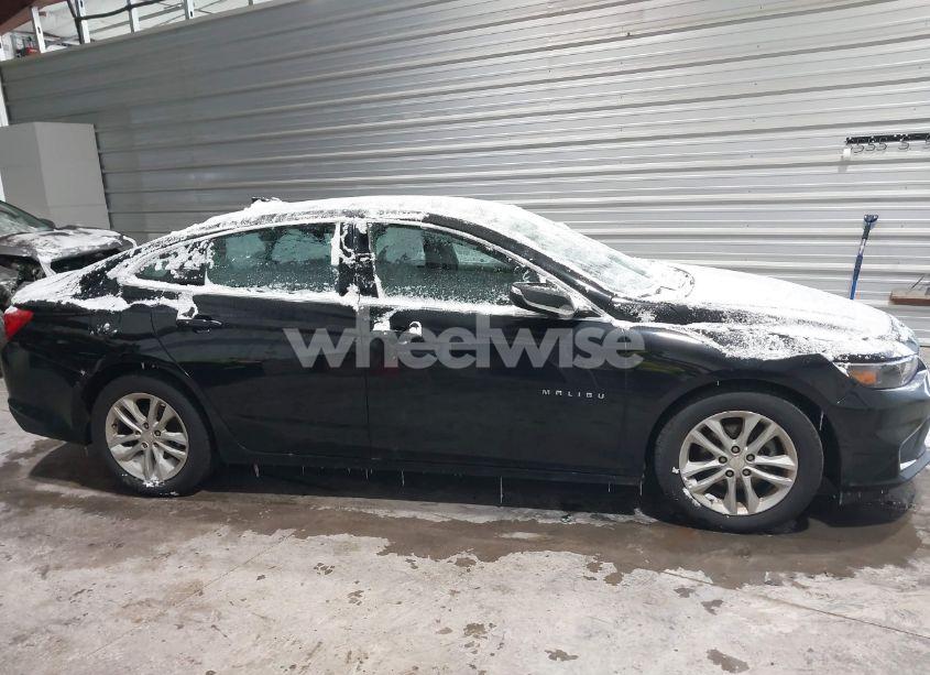 Photo 13 of 2016 Chevrolet Malibu 1LT (VIN 1G1ZE5ST0GF187513)