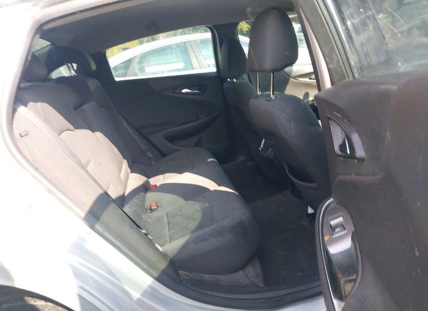 Photo 8 of 2016 Chevrolet Malibu 1LT (VIN 1G1ZE5ST0GF208134)