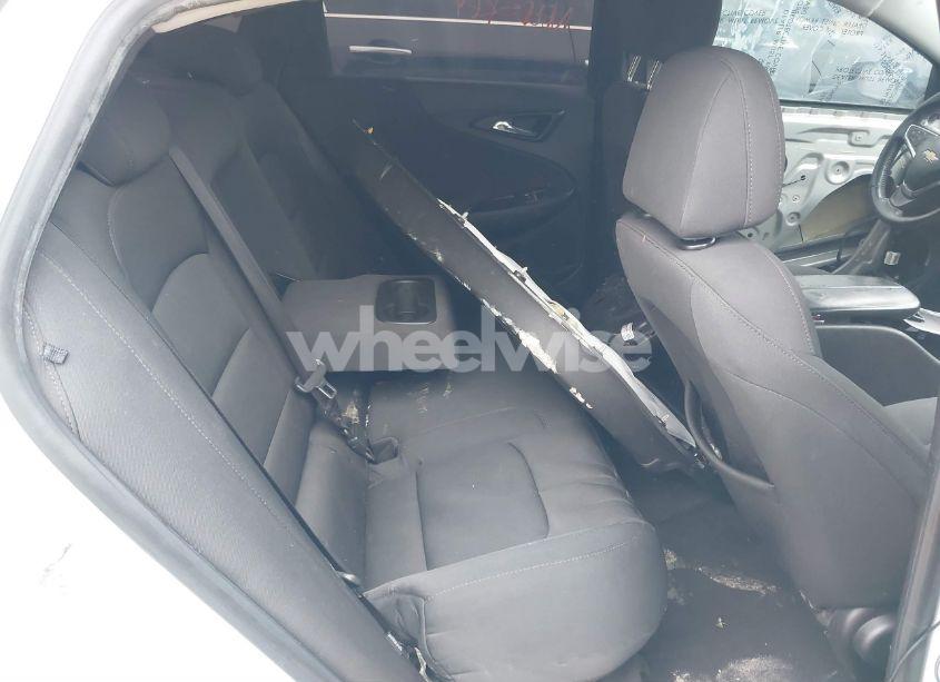 Photo 8 of 2016 Chevrolet Malibu 1LT (VIN 1G1ZE5ST0GF237021)