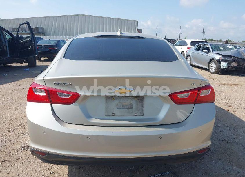 Photo 17 of 2016 Chevrolet Malibu 1LT (VIN 1G1ZE5ST0GF251145)