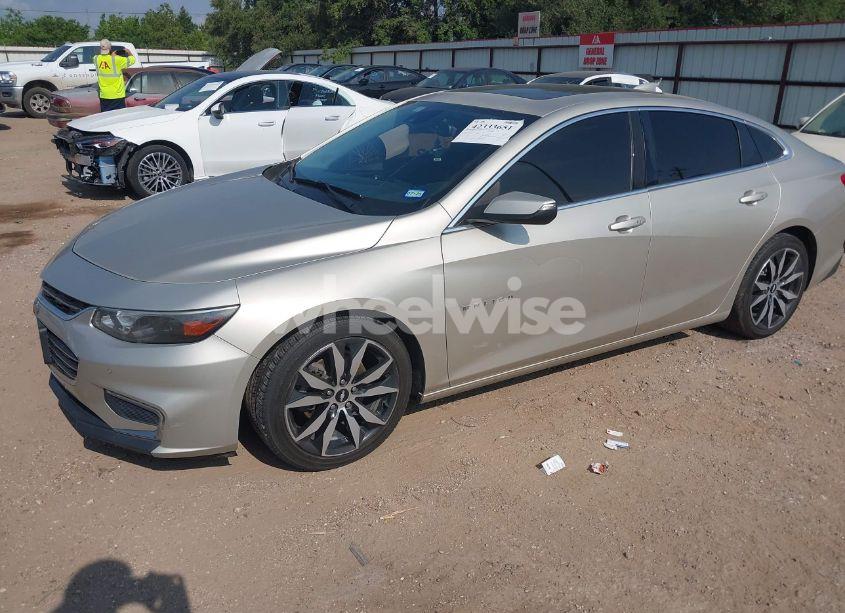 Photo 2 of 2016 Chevrolet Malibu 1LT (VIN 1G1ZE5ST0GF251145)