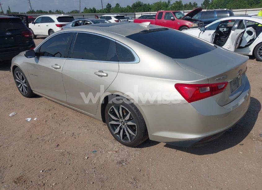 Photo 3 of 2016 Chevrolet Malibu 1LT (VIN 1G1ZE5ST0GF251145)