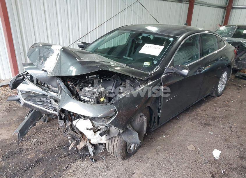 Photo 2 of 2016 Chevrolet Malibu 1LT (VIN 1G1ZE5ST0GF260167)