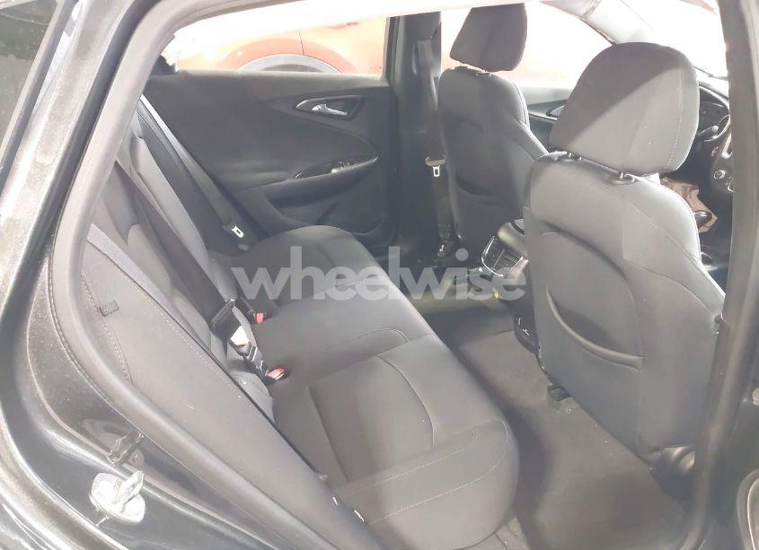 Photo 8 of 2016 Chevrolet Malibu 1LT (VIN 1G1ZE5ST0GF260167)