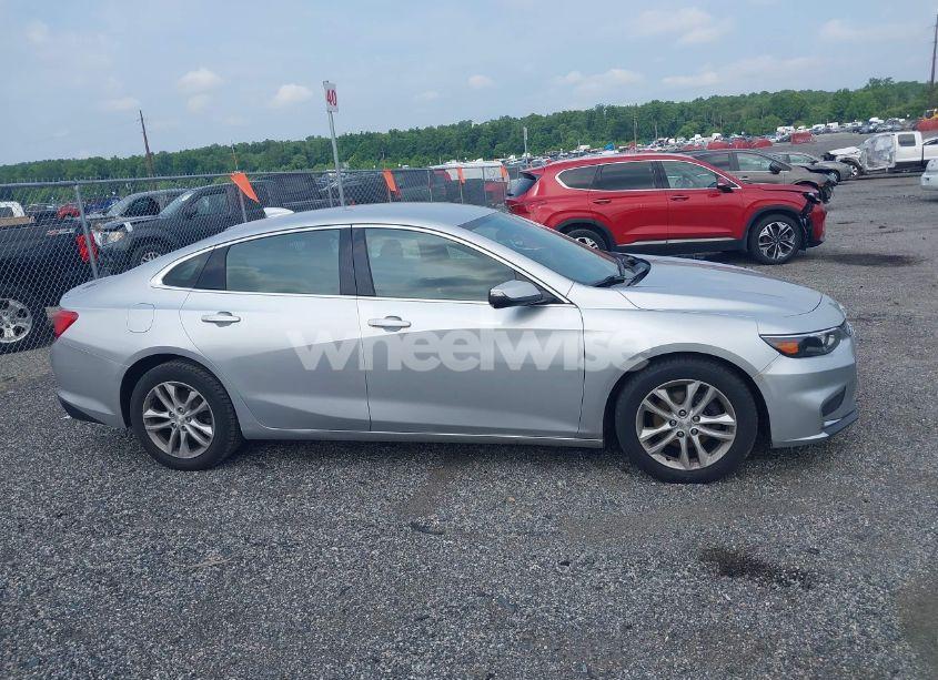 Photo 13 of 2016 Chevrolet Malibu 1LT (VIN 1G1ZE5ST0GF260850)