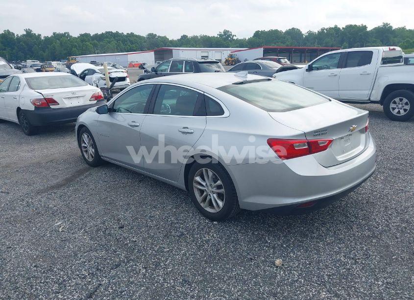 Photo 3 of 2016 Chevrolet Malibu 1LT (VIN 1G1ZE5ST0GF260850)