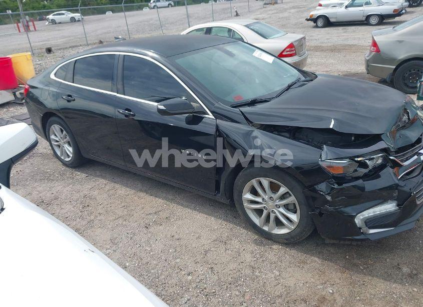 Photo 13 of 2016 Chevrolet Malibu 1LT (VIN 1G1ZE5ST0GF265496)
