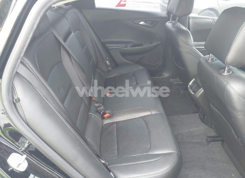 Photo 8 of 2016 Chevrolet Malibu 1LT (VIN 1G1ZE5ST0GF265496)