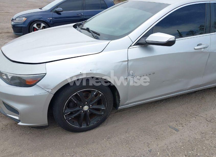 Photo 6 of 2016 Chevrolet Malibu 1LT (VIN 1G1ZE5ST0GF266745)